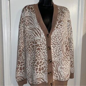 Ann Taylor Animal Print V Neck Boyfriend Cardigan Sweater Tan White Medium New